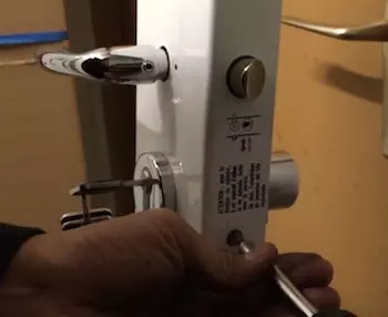 Yeşilyurt 7/24 Çilingir Hizmeti